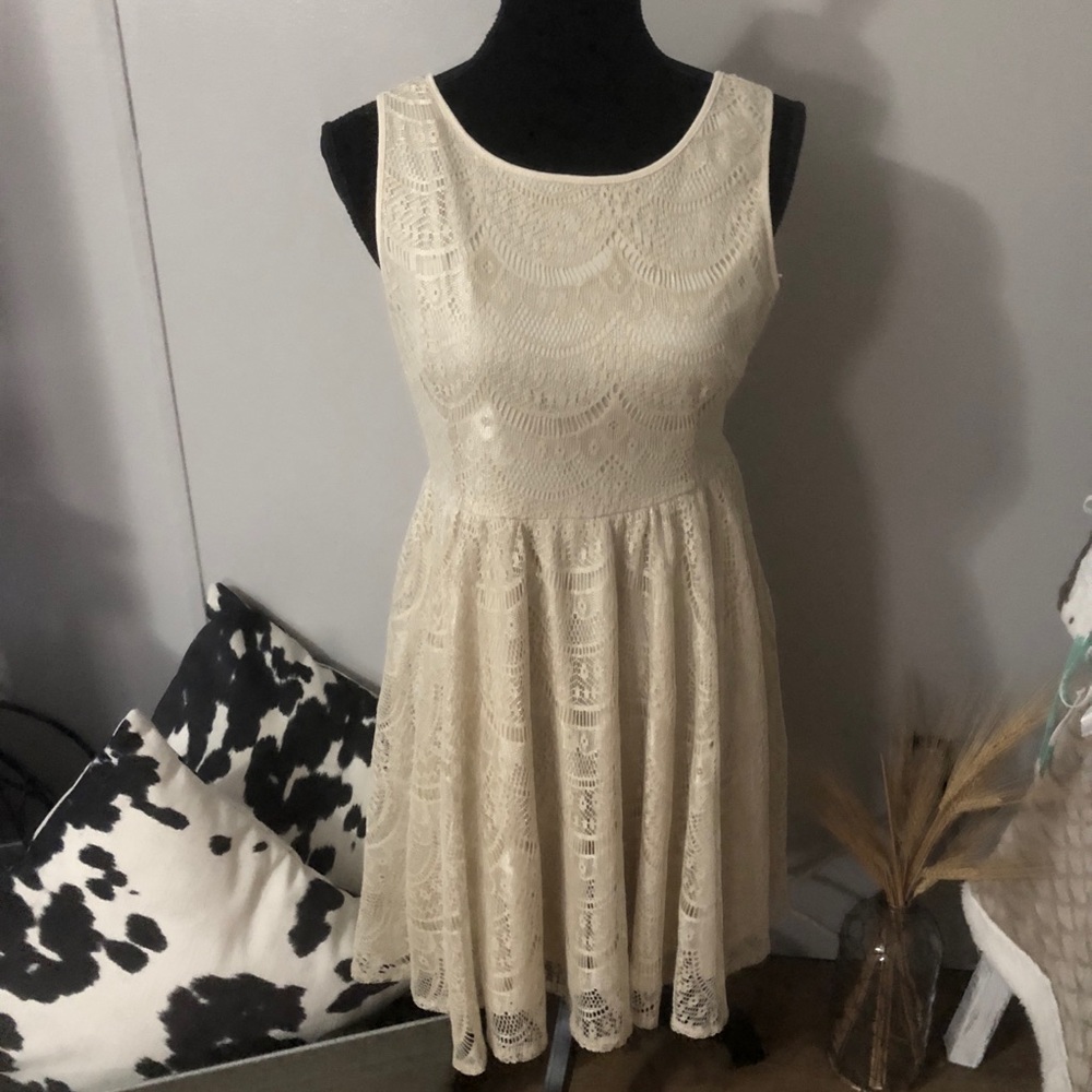 boutique lace dress